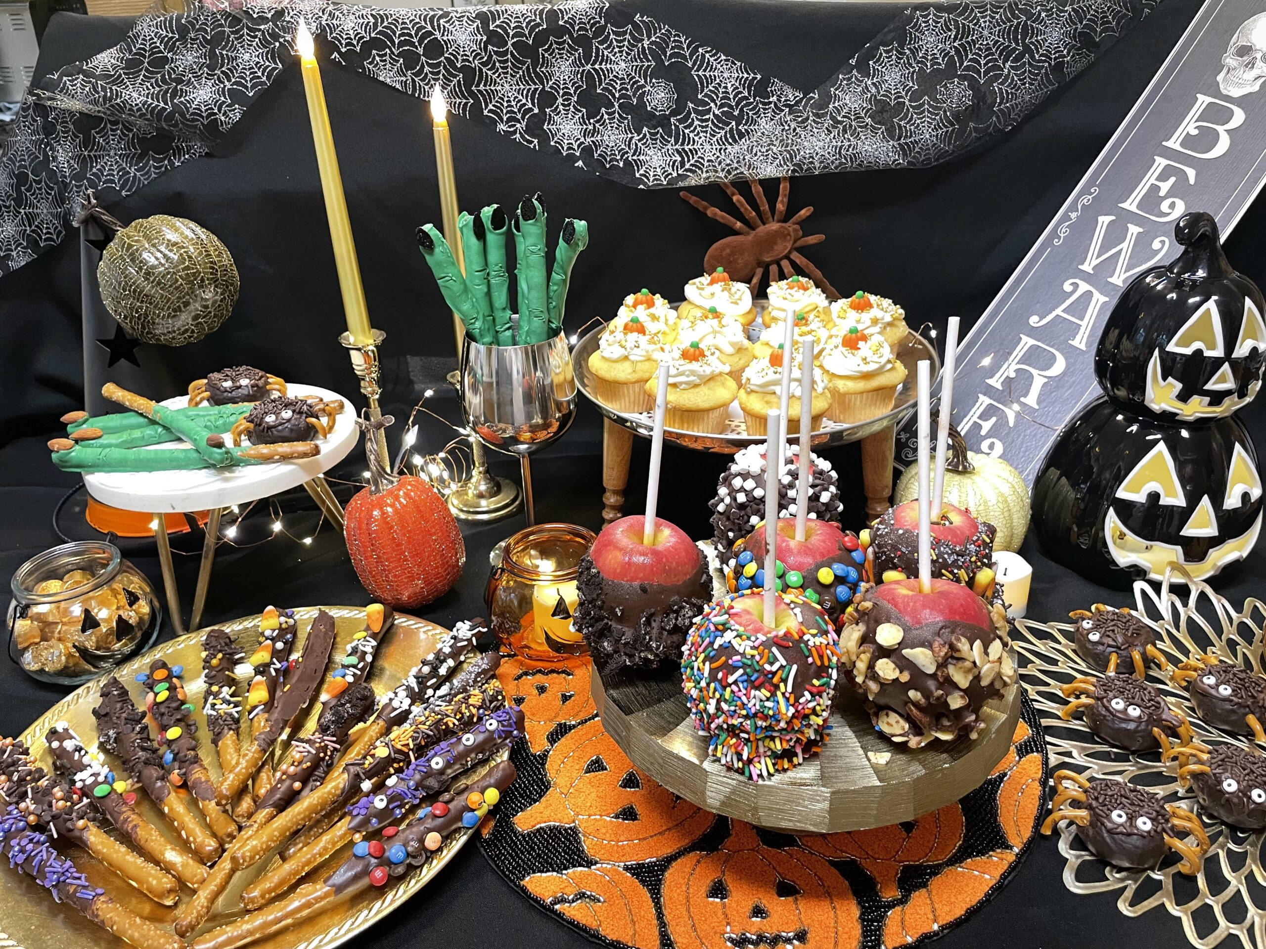 HALLOWEEN TREATS!